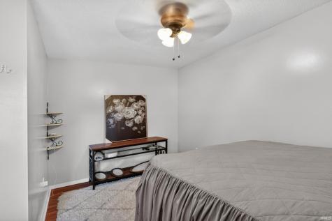 2112 W Sun Valley Parkway Muncie IN 47303