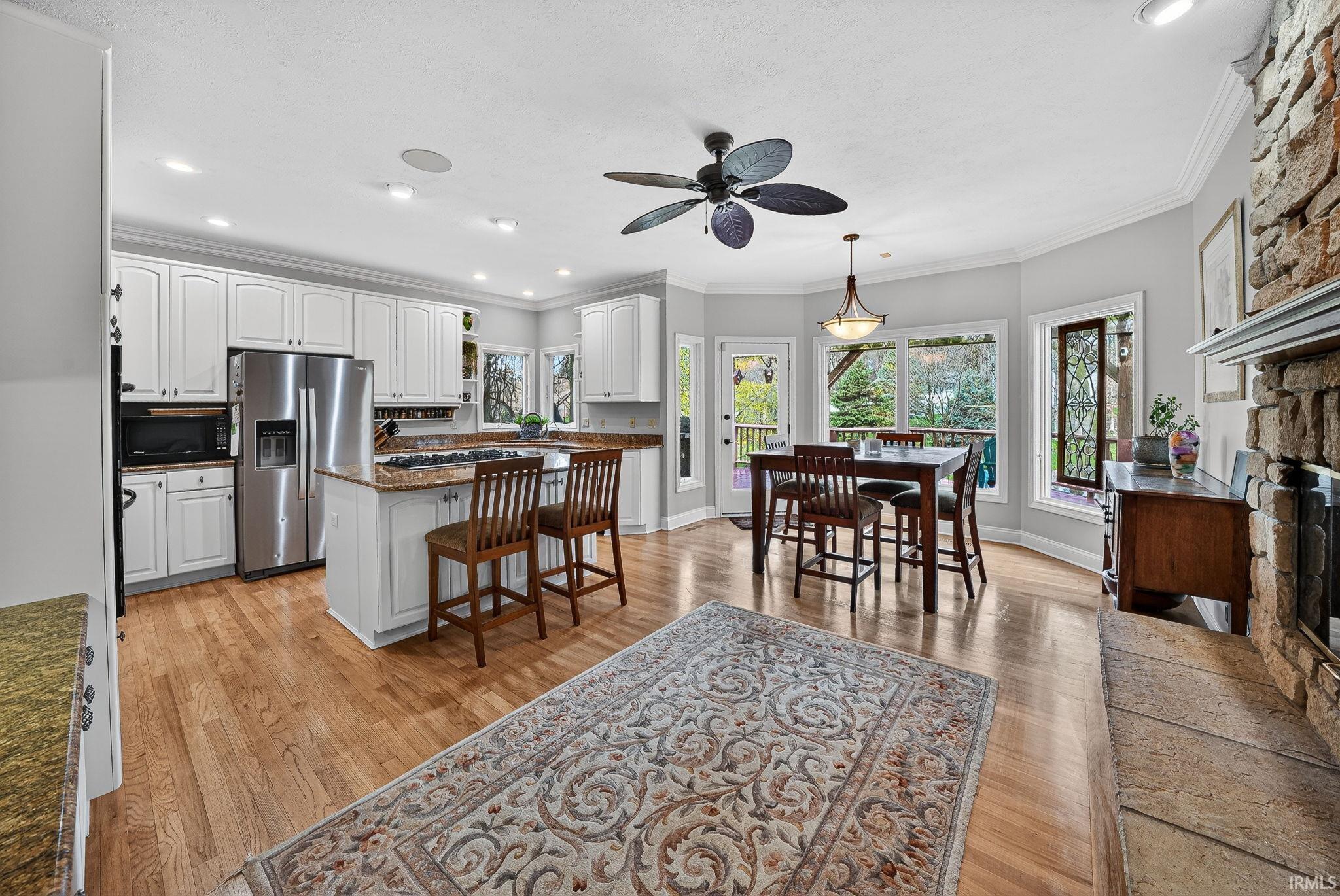 51801 Vance Vista Court South Bend IN 46628