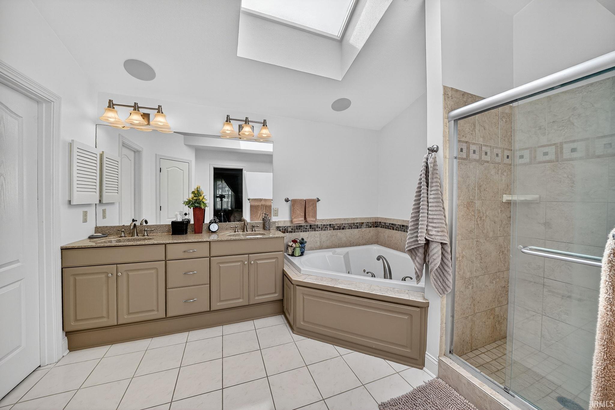 51801 Vance Vista Court South Bend IN 46628
