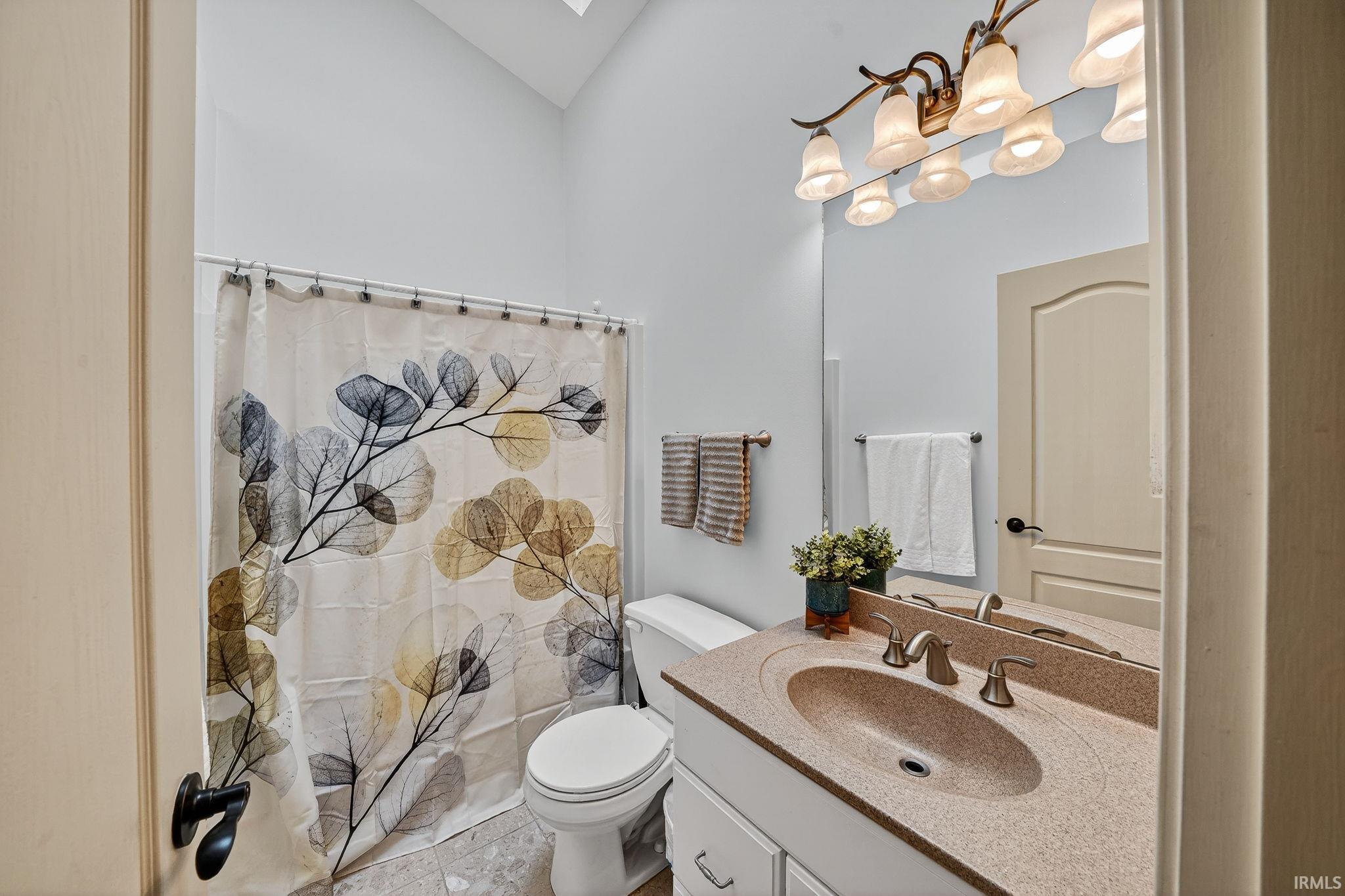51801 Vance Vista Court South Bend IN 46628