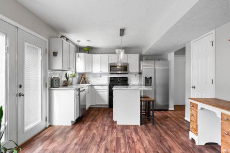 5308 E Chandler Drive Monticello IN 47960