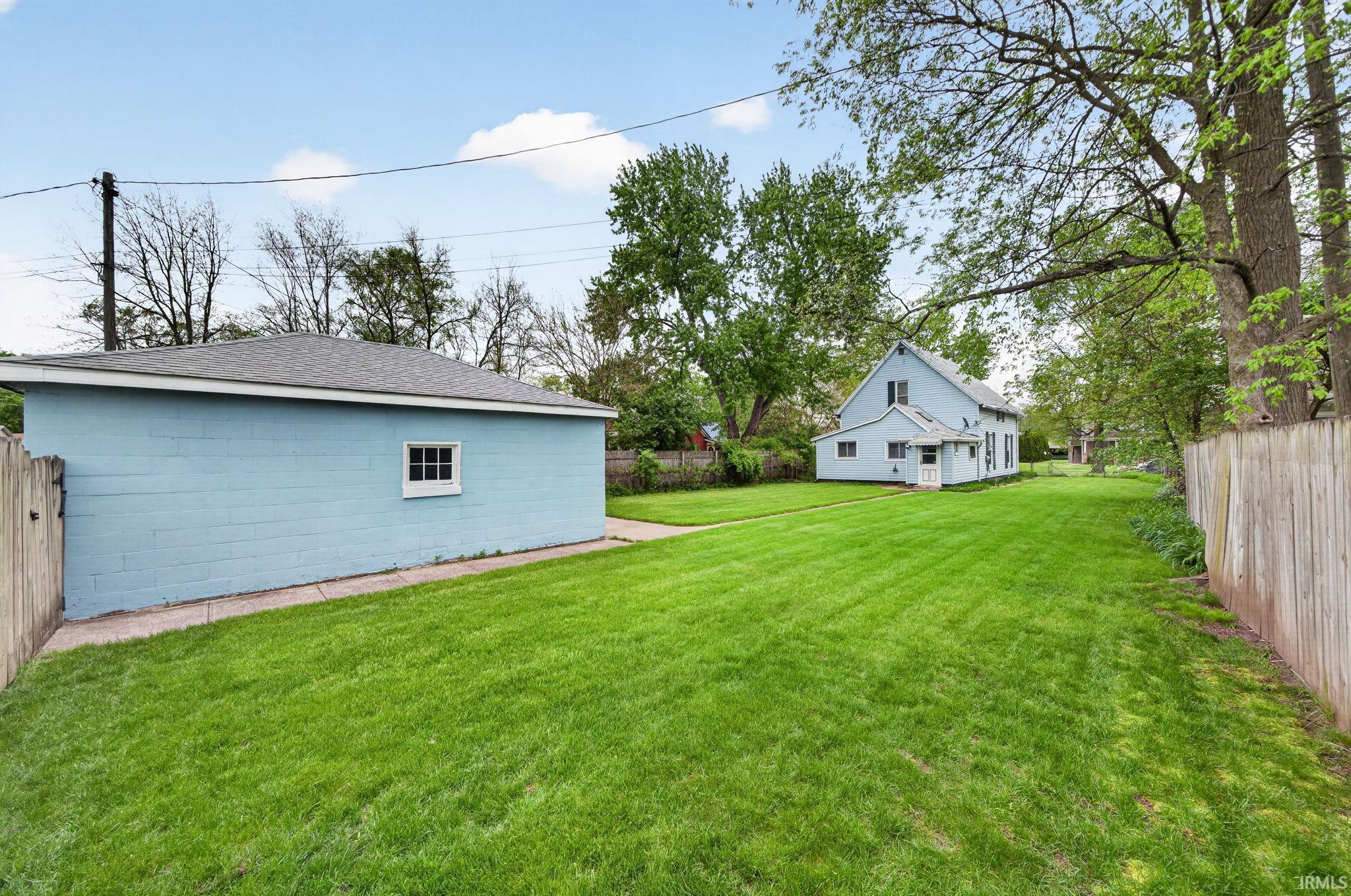 1113 S 23rd Street South Bend IN 46615