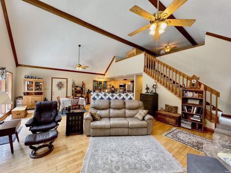 4452 W Popcorn Road Springville IN 47462