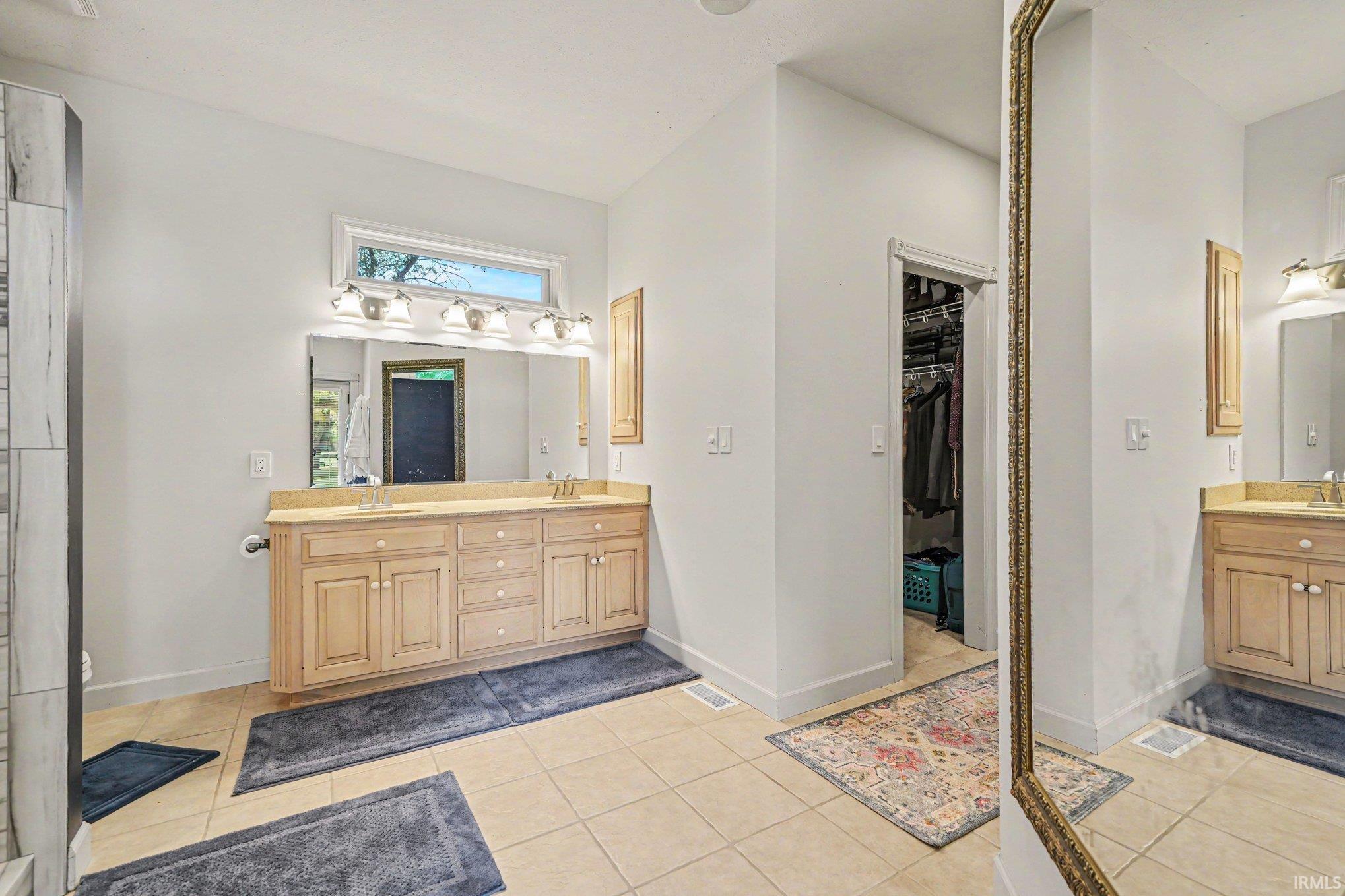 559 S Birkey Street Bremen IN 46506