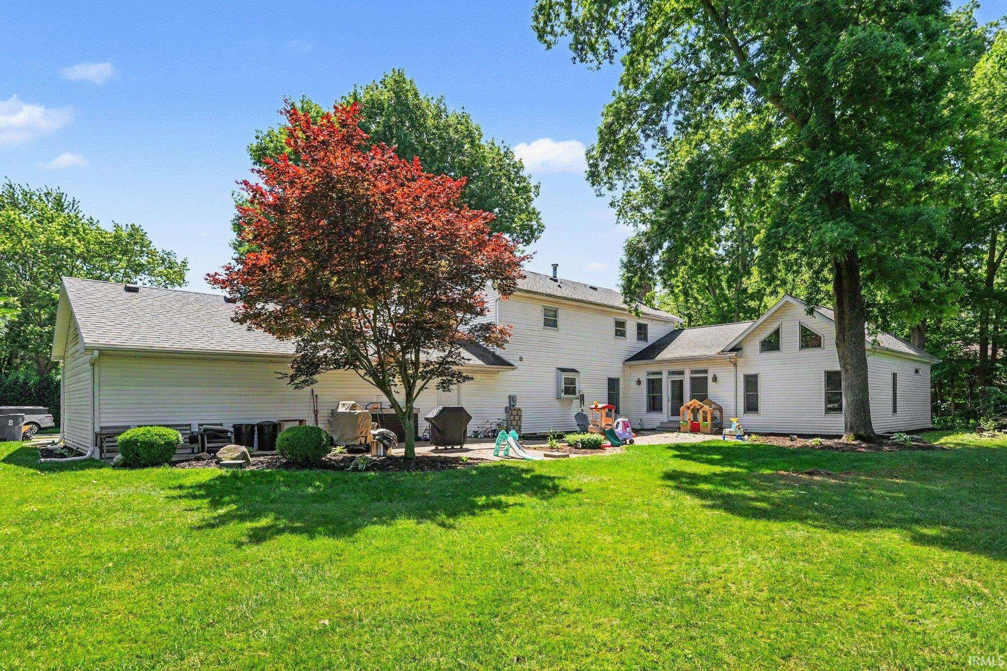 559 S Birkey Street Bremen IN 46506