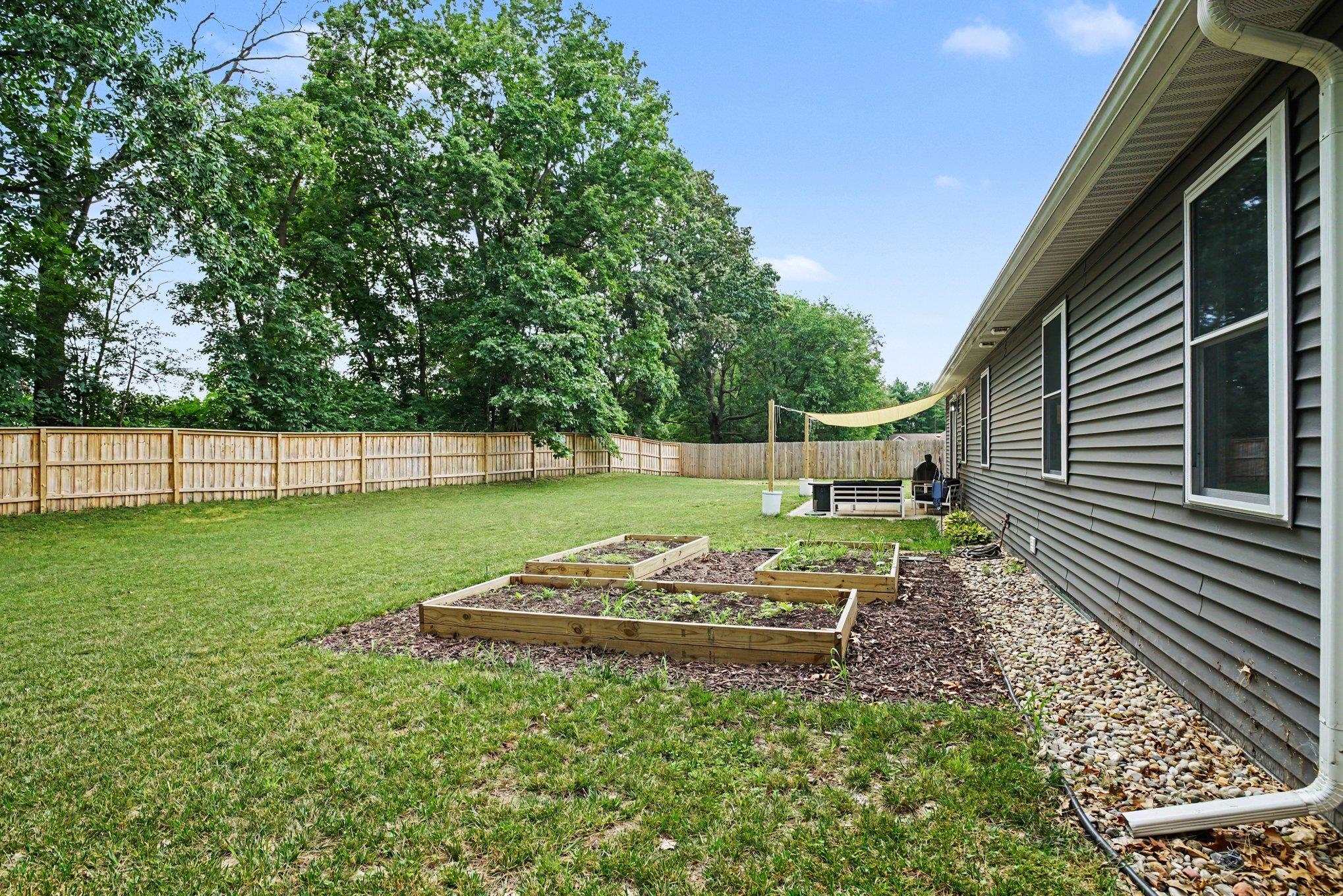 58972 Spring Creek Trail Elkhart IN 46516