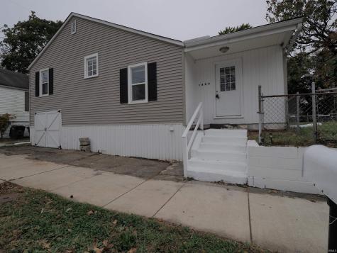 1409 S Jefferson Street Muncie IN 47302