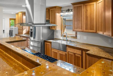64 W Lakeside Drive North Manchester IN 46962