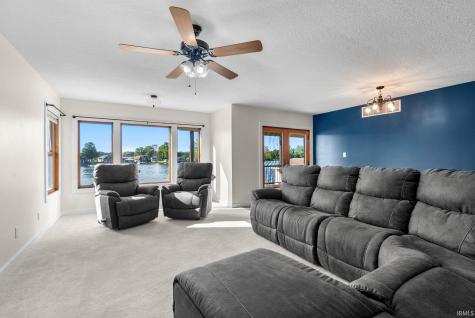 64 W Lakeside Drive North Manchester IN 46962