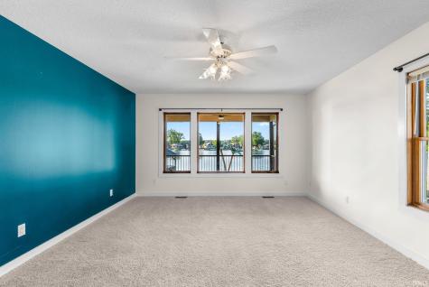64 W Lakeside Drive North Manchester IN 46962