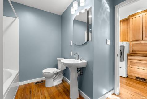 64 W Lakeside Drive North Manchester IN 46962