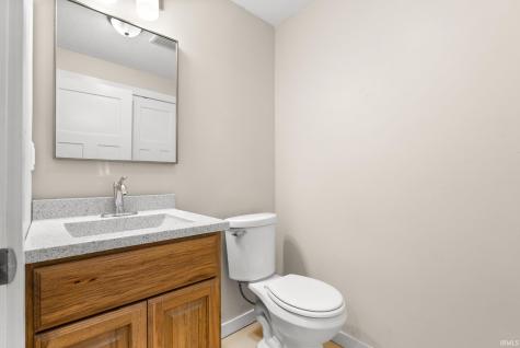 64 W Lakeside Drive North Manchester IN 46962