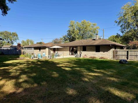 1702 Ewing Road Rochester IN 46975