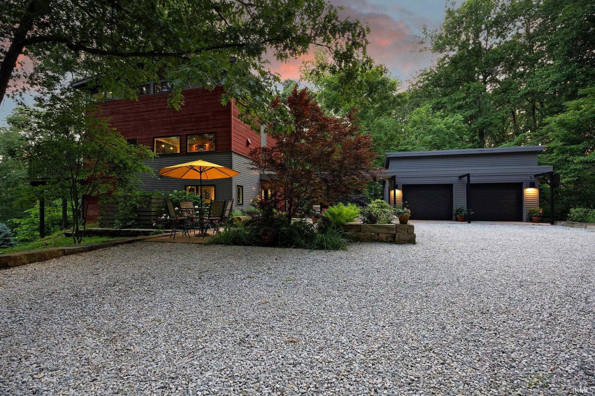 7654 N Shilo Road Unionville IN 47468