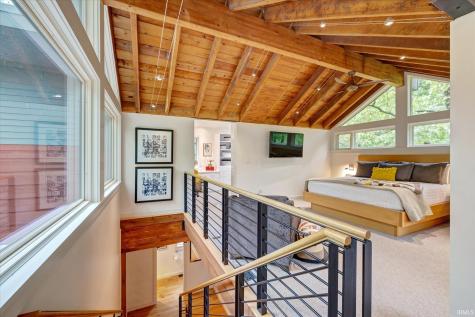 7654 N Shilo Road Unionville IN 47468