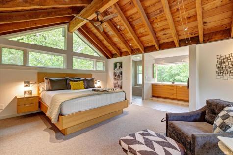 7654 N Shilo Road Unionville IN 47468