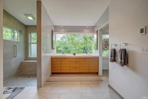 7654 N Shilo Road Unionville IN 47468