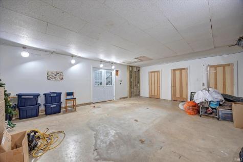 7654 N Shilo Road Unionville IN 47468