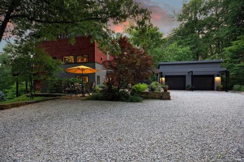 7654 N Shilo Road Unionville IN 47468