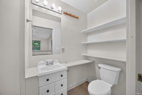 7654 N Shilo Road Unionville IN 47468