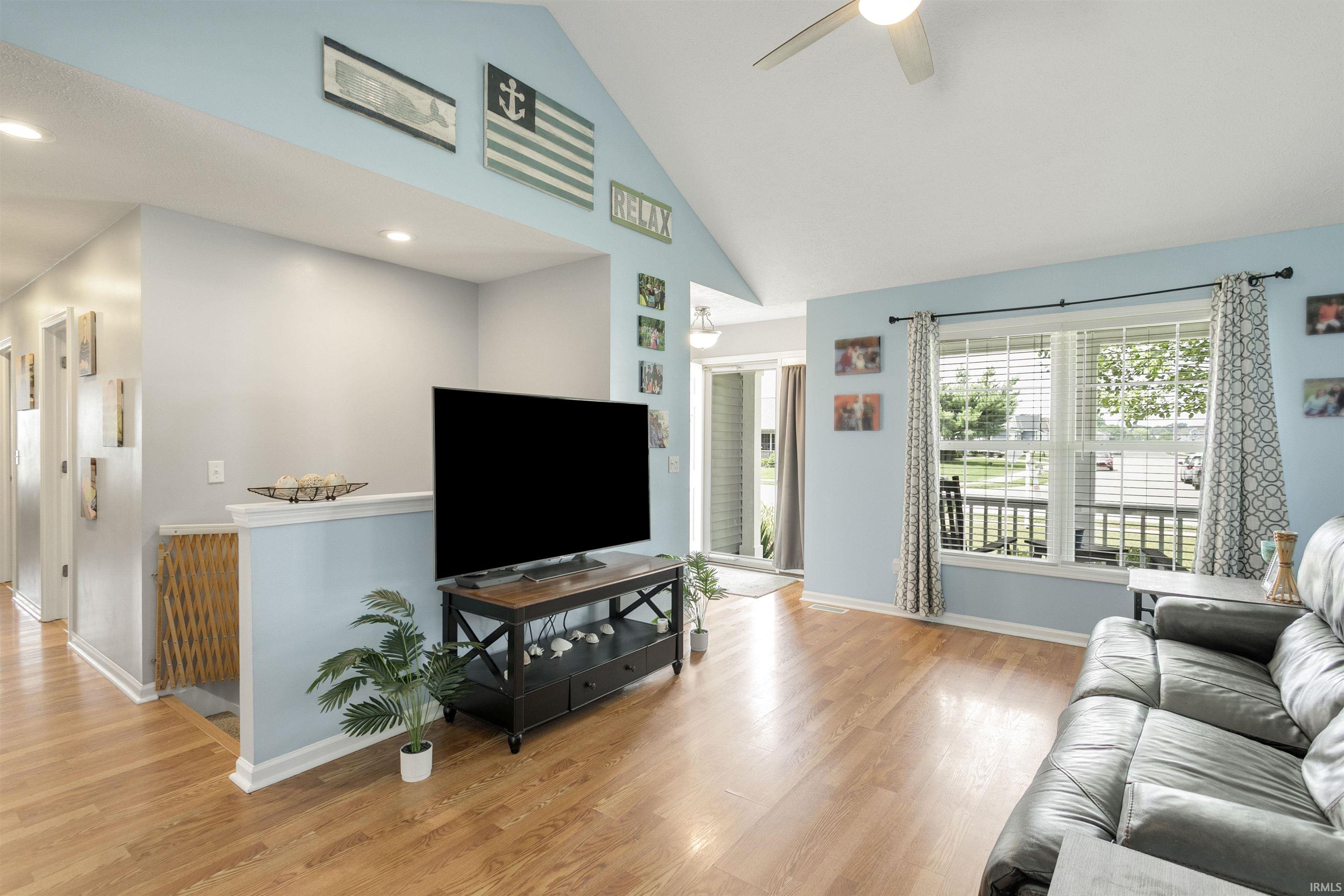 1507 Kingsman Way Osceola IN 46561