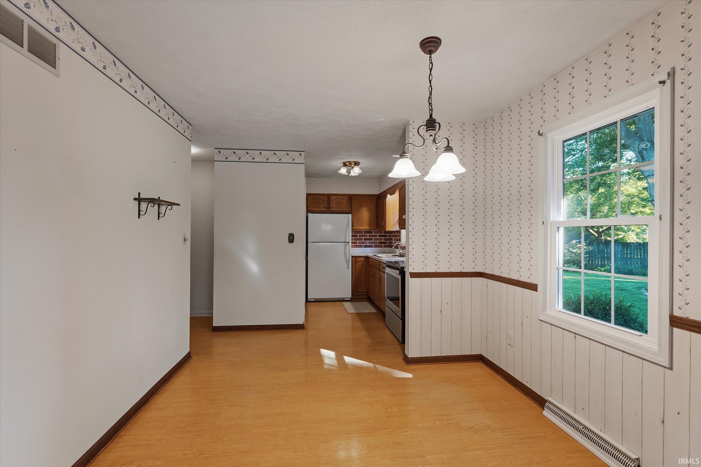 1612 Kerry Court South Bend IN 46614