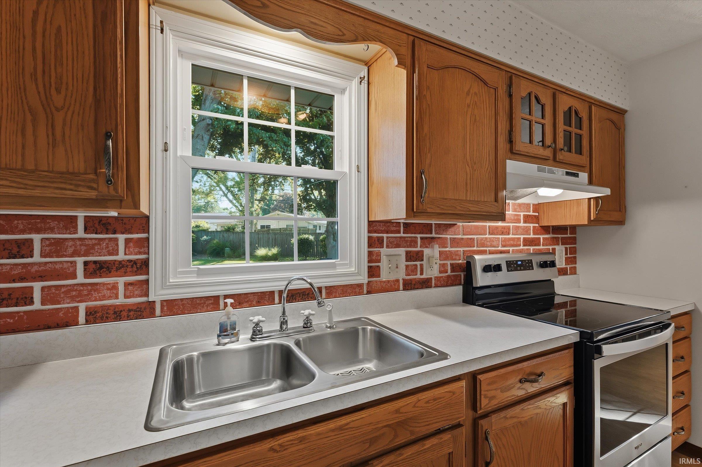 1612 Kerry Court South Bend IN 46614