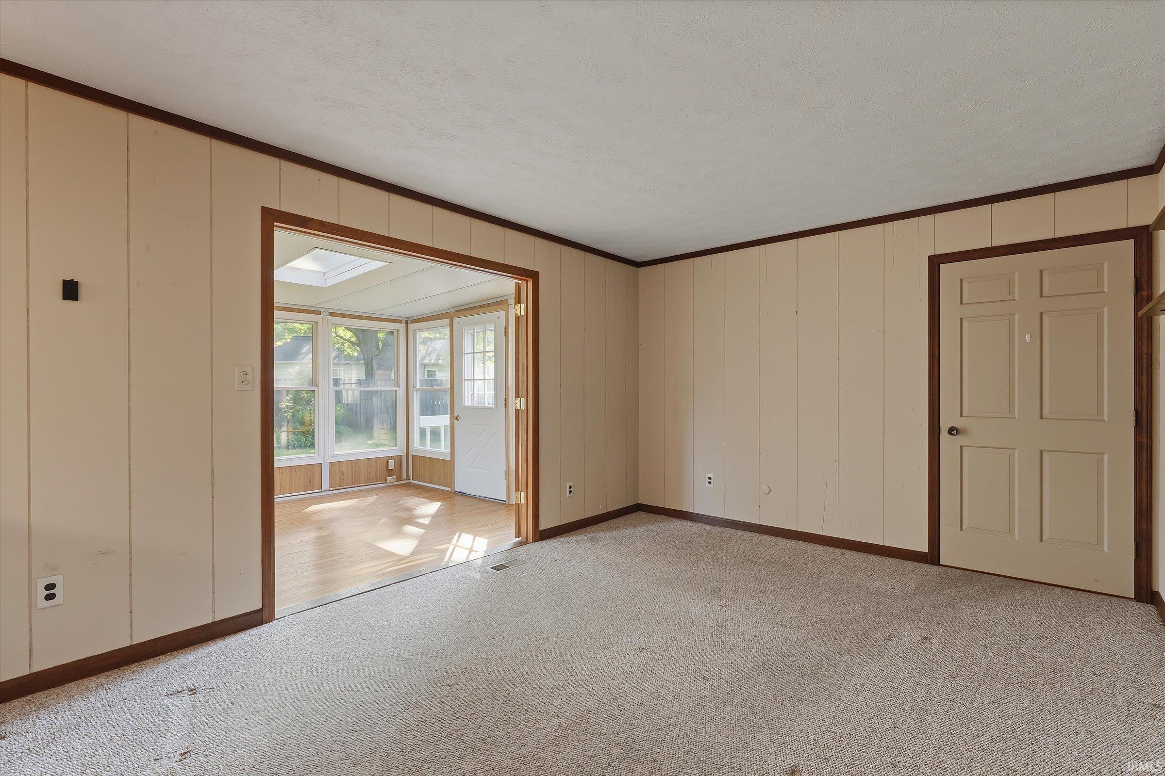 1612 Kerry Court South Bend IN 46614