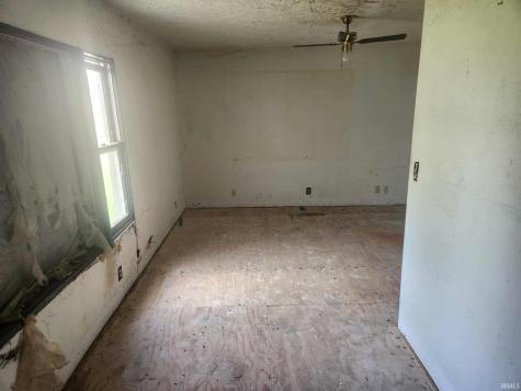 363 E North Street Dunkirk IN 47336