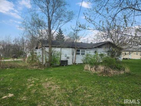 363 E North Street Dunkirk IN 47336