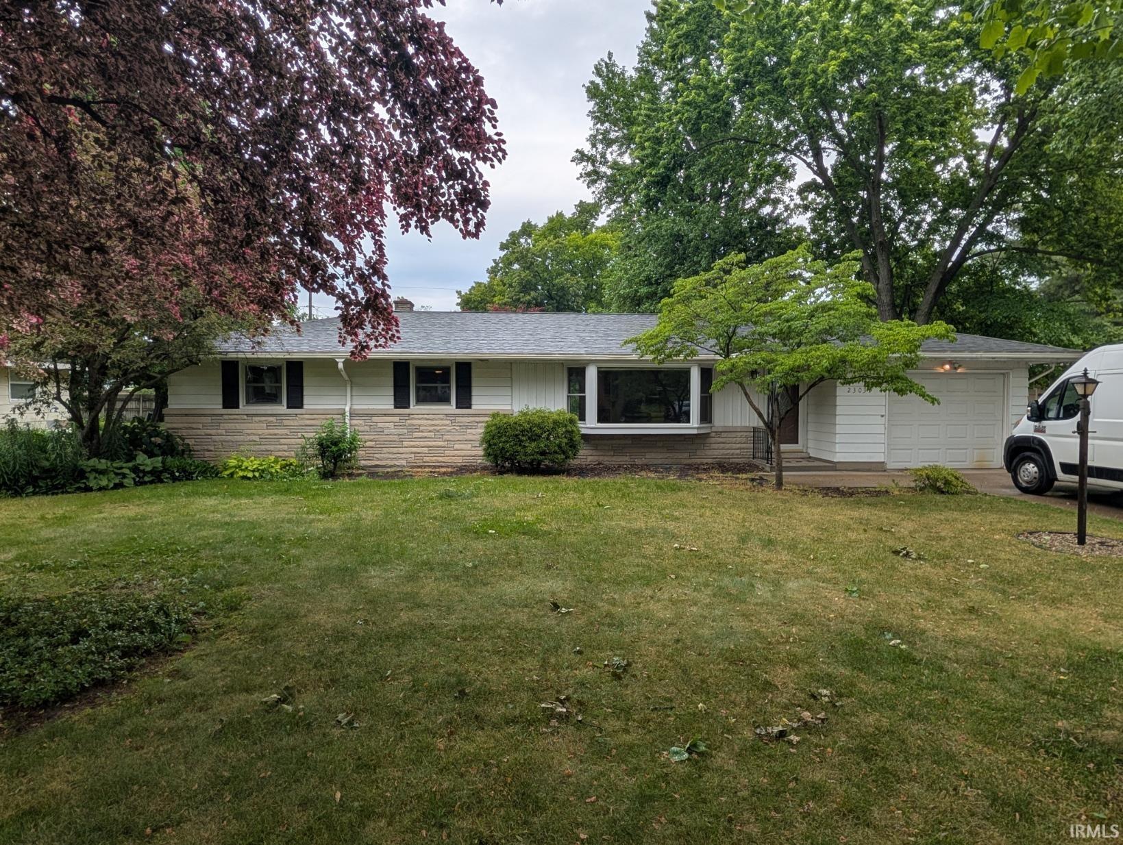 23039 Gardena Place Elkhart IN 46514