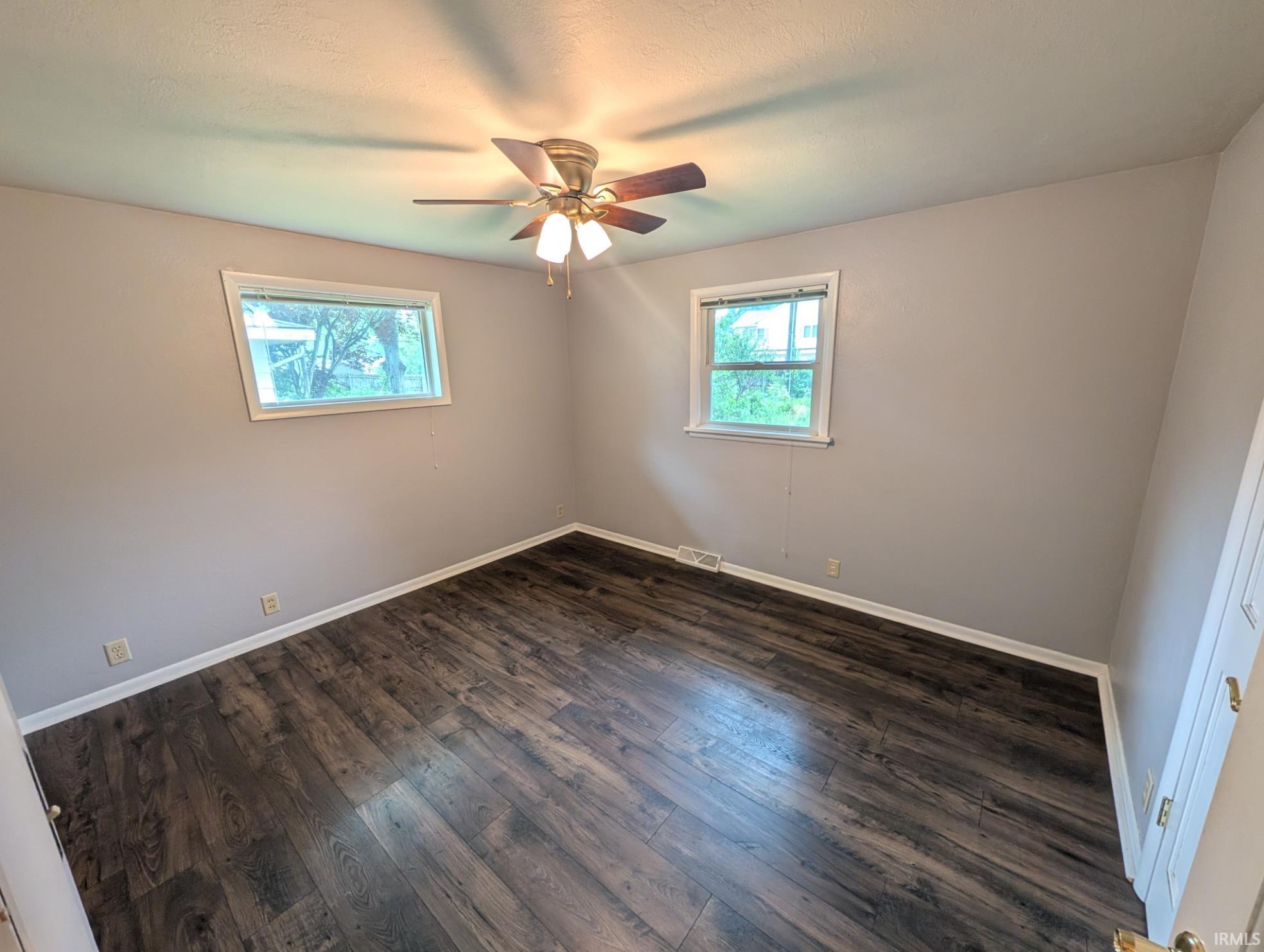 23039 Gardena Place Elkhart IN 46514