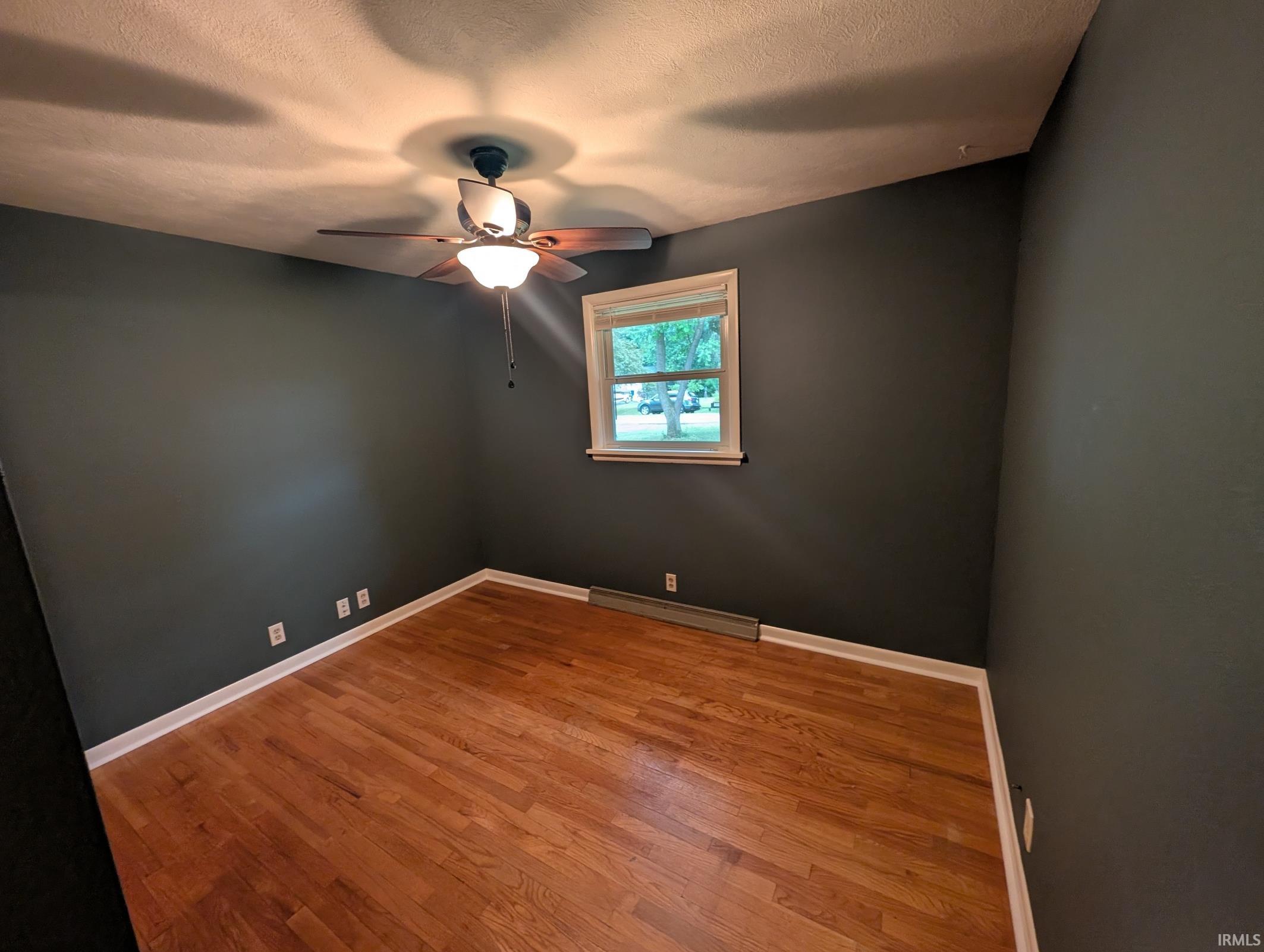 23039 Gardena Place Elkhart IN 46514