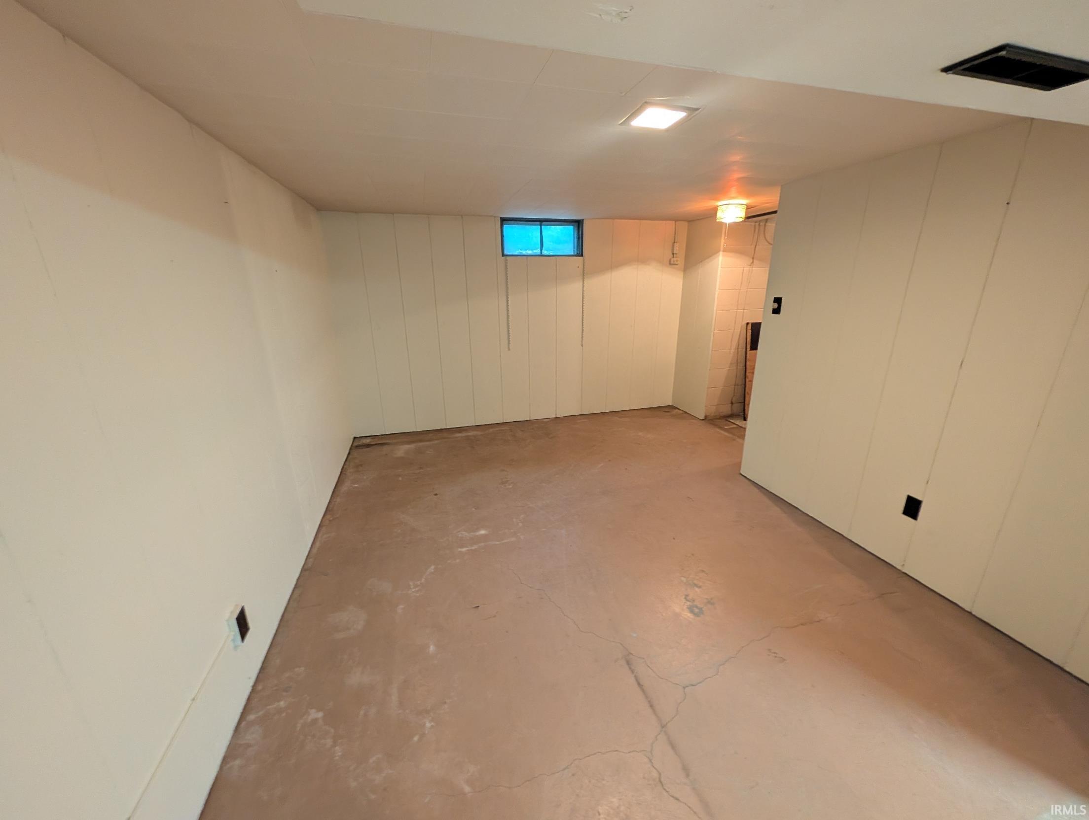 23039 Gardena Place Elkhart IN 46514
