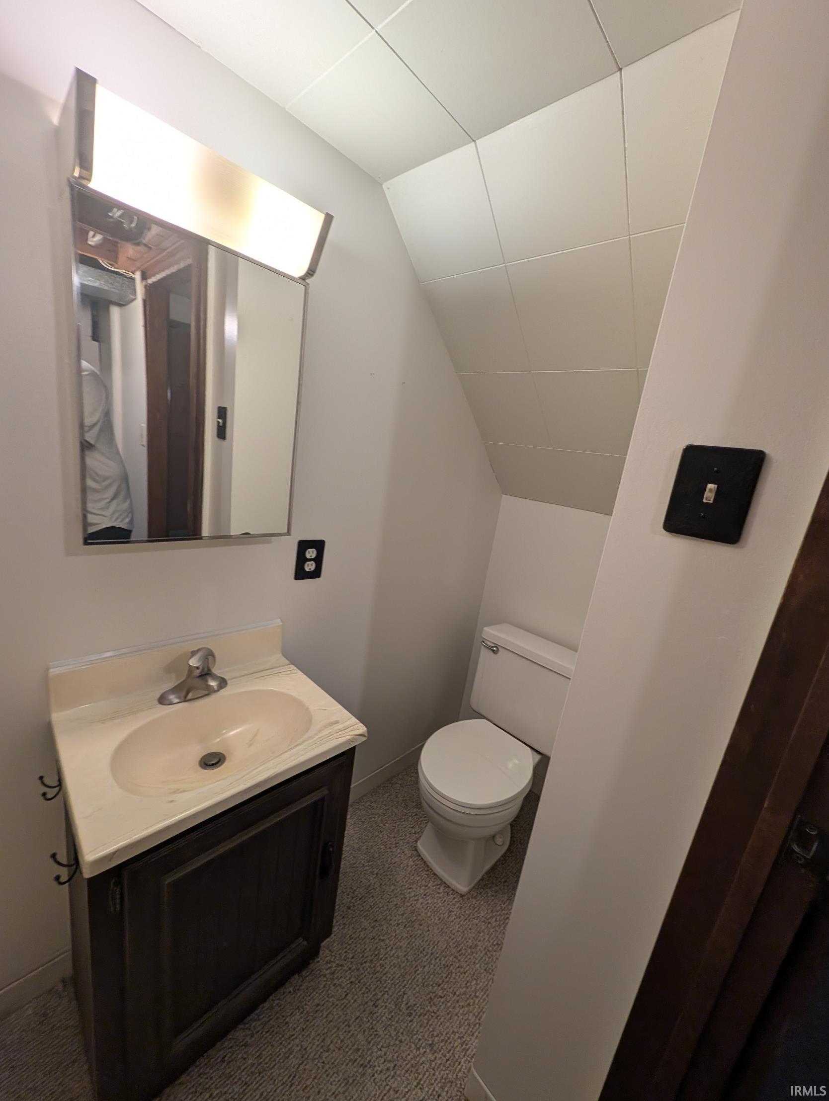 23039 Gardena Place Elkhart IN 46514