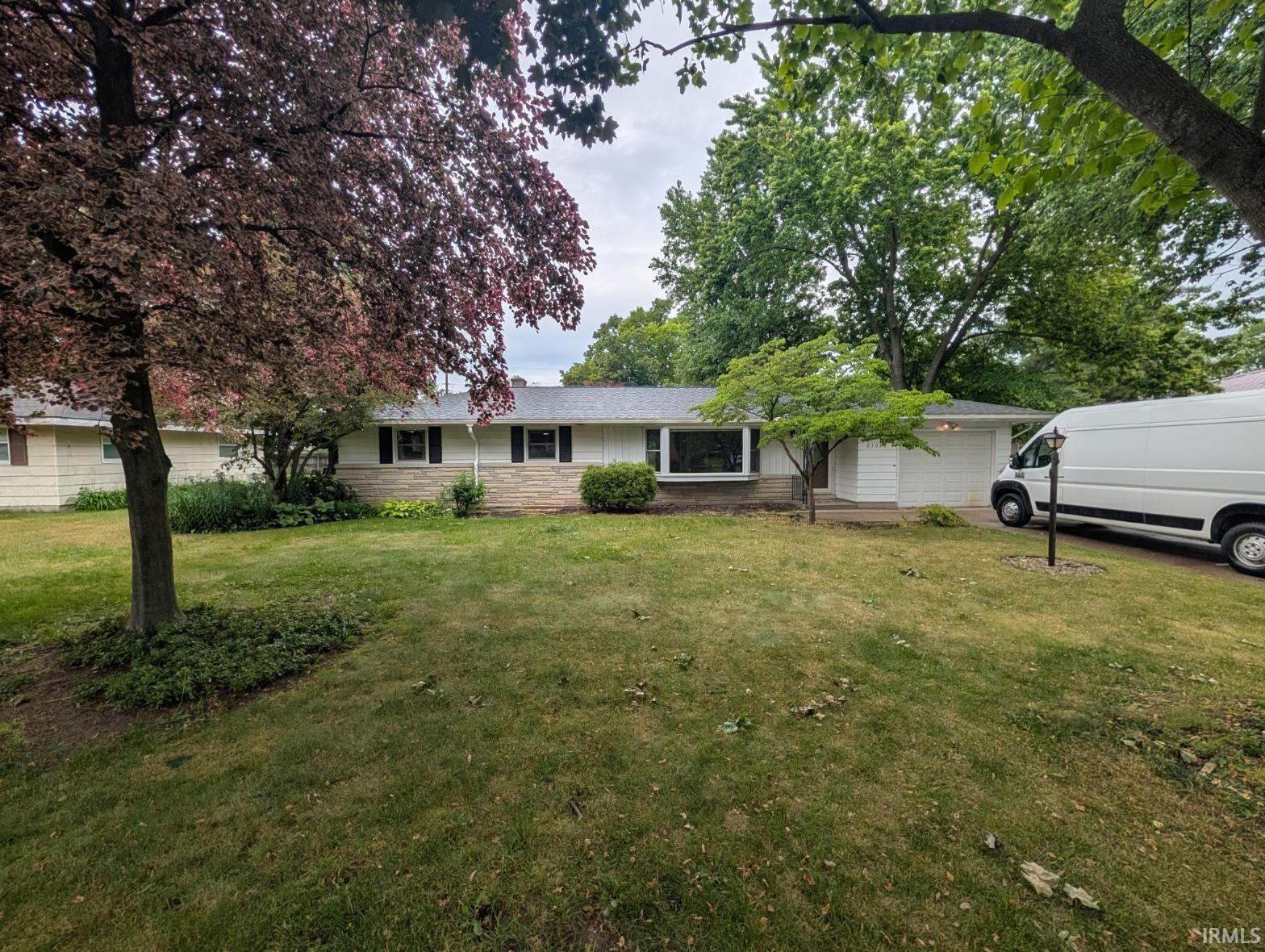 23039 Gardena Place Elkhart IN 46514