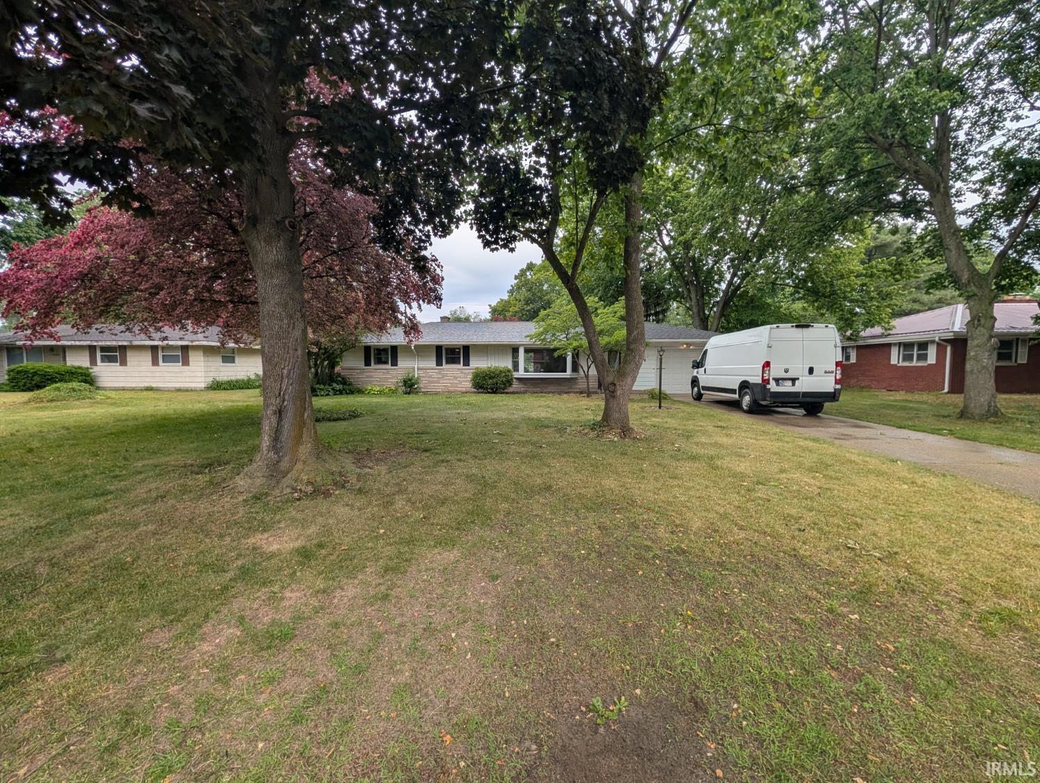 23039 Gardena Place Elkhart IN 46514