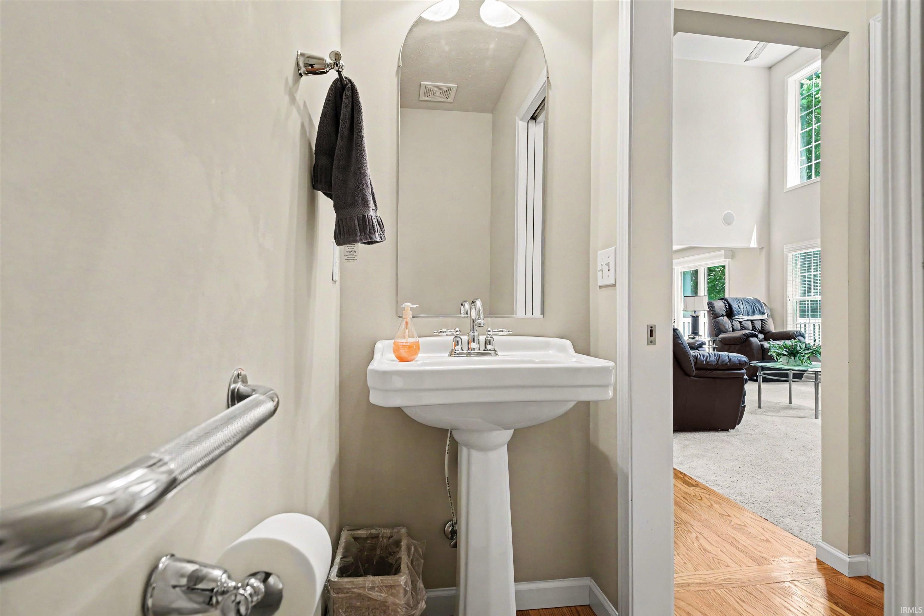 224 Livingston Bay Court Mishawaka IN 46544