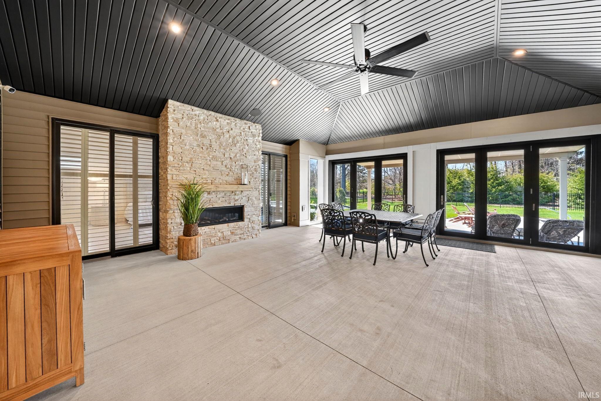 50861 Brownstone Drive Granger IN 46530