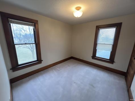 7405/7409 Wayne Trace Fort Wayne IN 46816
