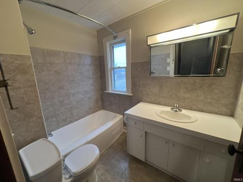 7405/7409 Wayne Trace Fort Wayne IN 46816