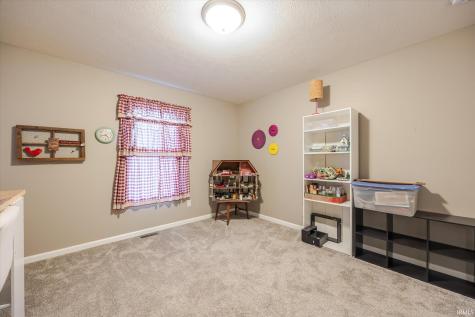 1563 Fox Run Court Spencer IN 47460