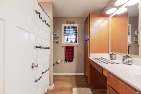 1563 Fox Run Court Spencer IN 47460