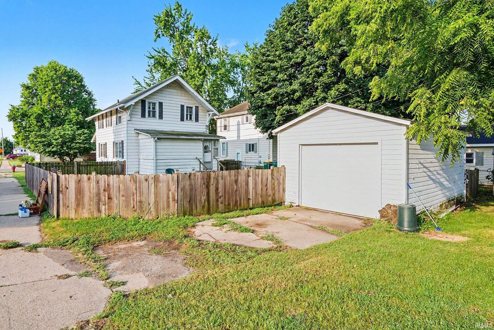 624 E Battell Street Mishawaka IN 46545