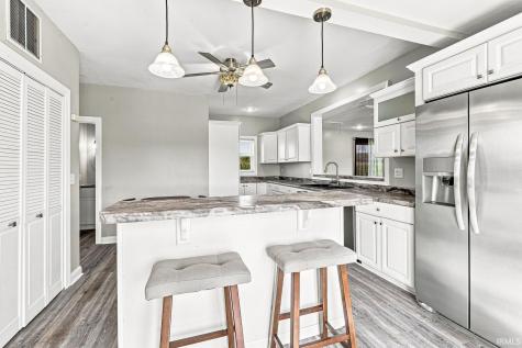 10520 E State Road 10 Highway Culver IN 46511