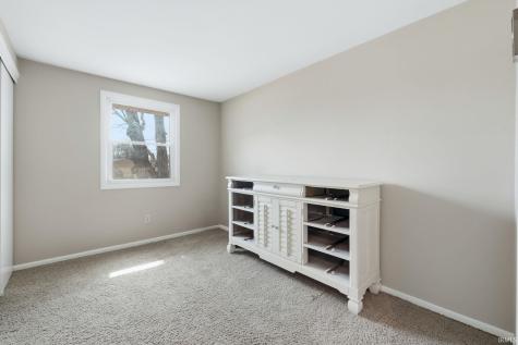 5700 Fontana Drive Fort Wayne IN 46815