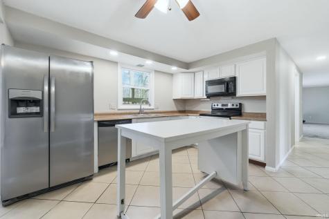5700 Fontana Drive Fort Wayne IN 46815