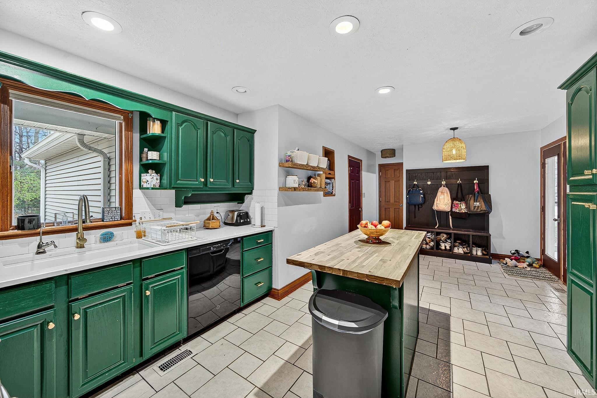 15061 Yorkshire Drive Plymouth IN 46563