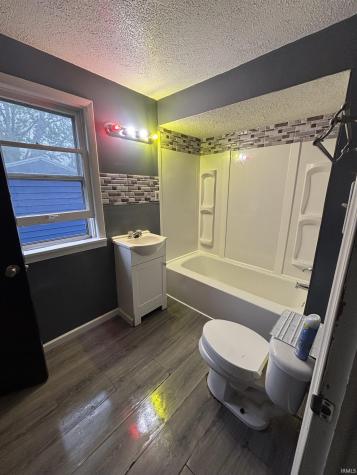 502 S 32nd Street South Bend IN 46615