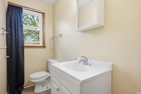 4305 N Glenwood Avenue Muncie IN 47304